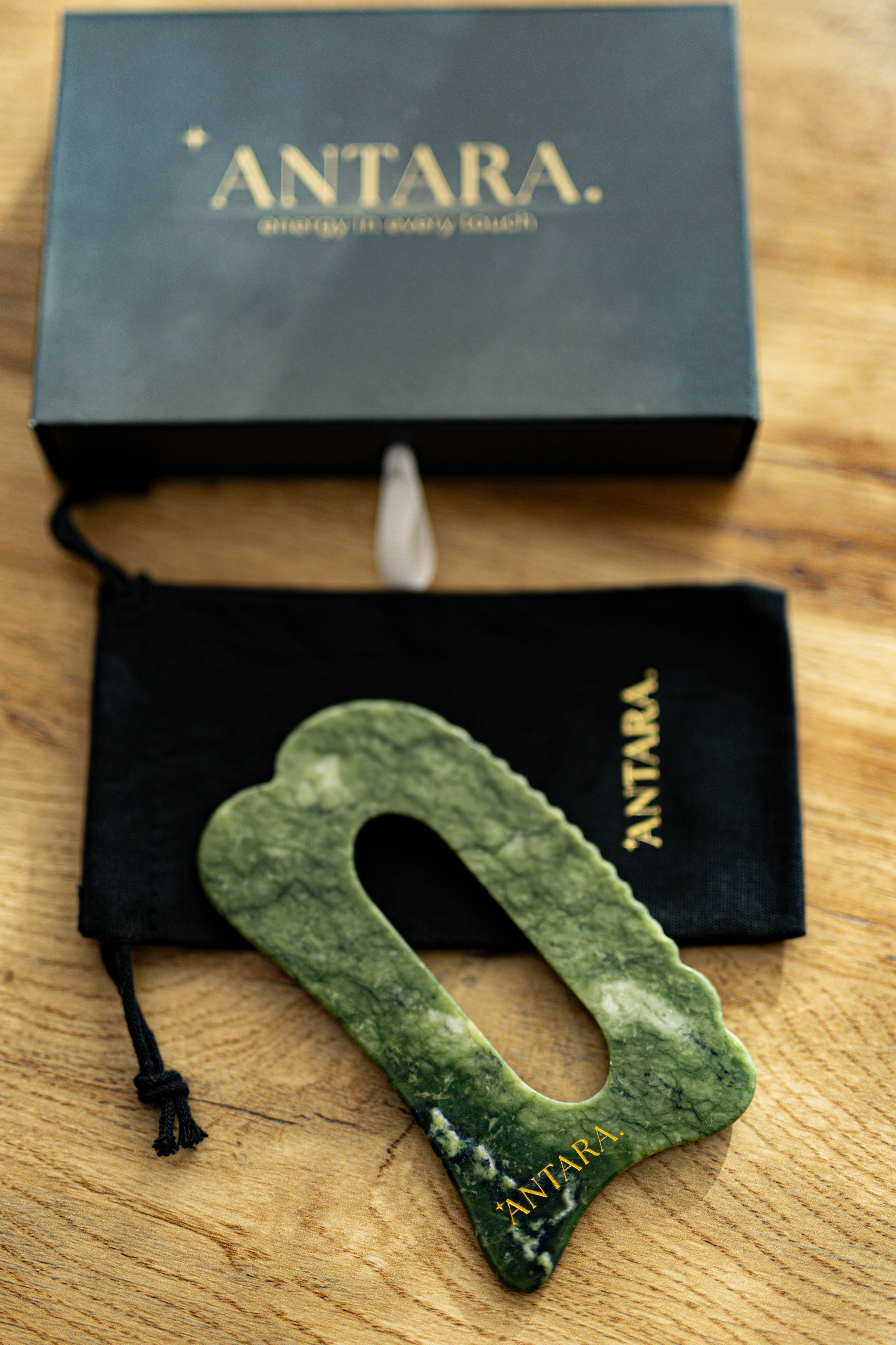 Gua sha masažni kamen